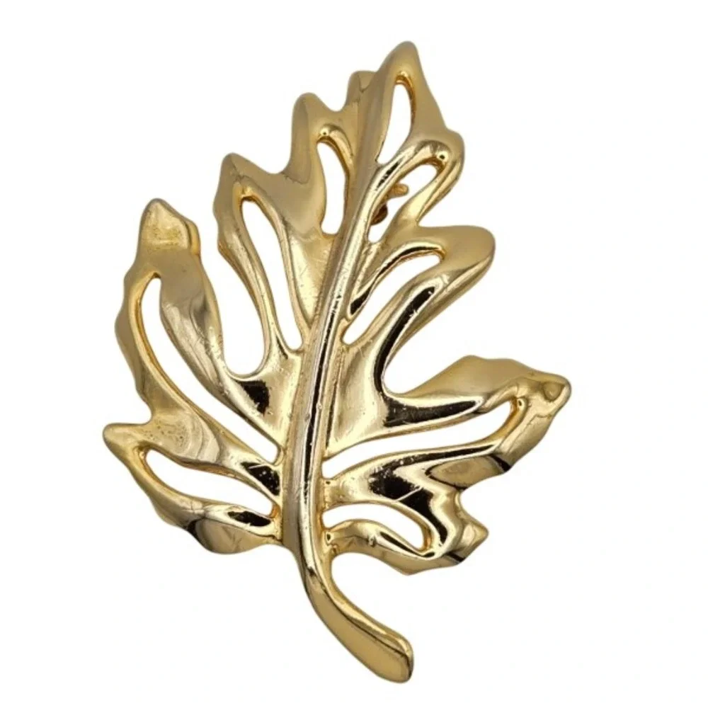 Vintage Polished Gold Tone Leaf Brooch Pin Autumn Fall Nature‎ Inspired Jewelry